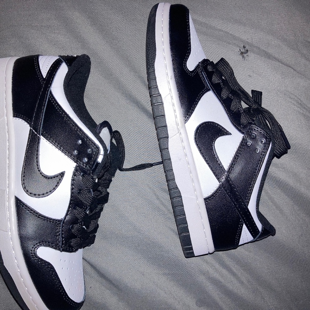 Nike panda dunks